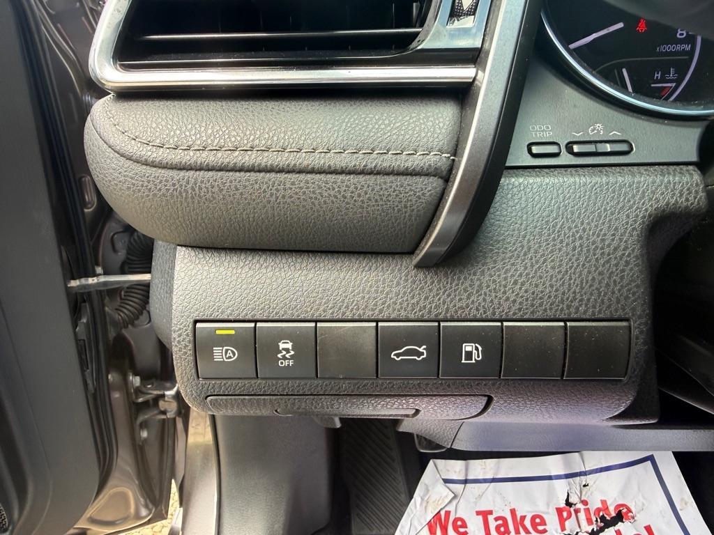 Toyota Camry SE 2018