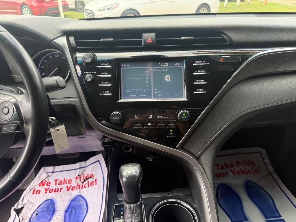 Toyota Camry SE 2018