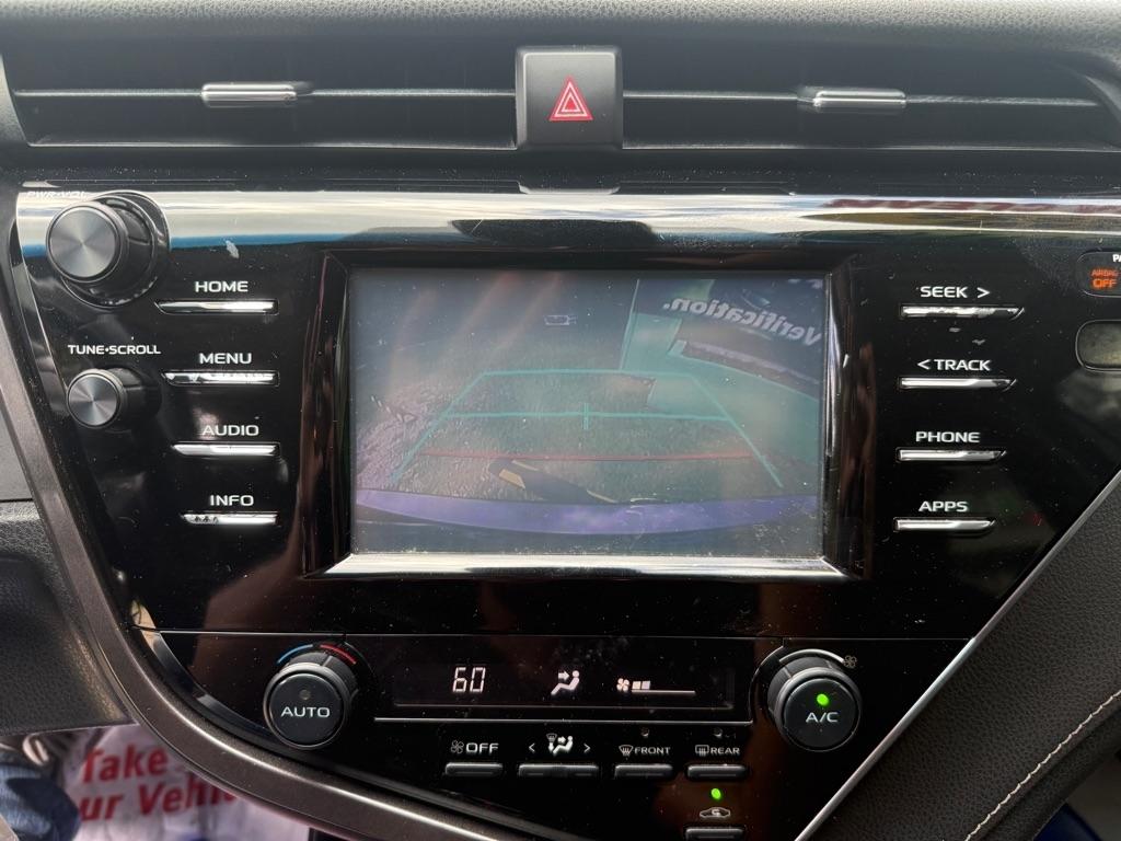 Toyota Camry SE 2018
