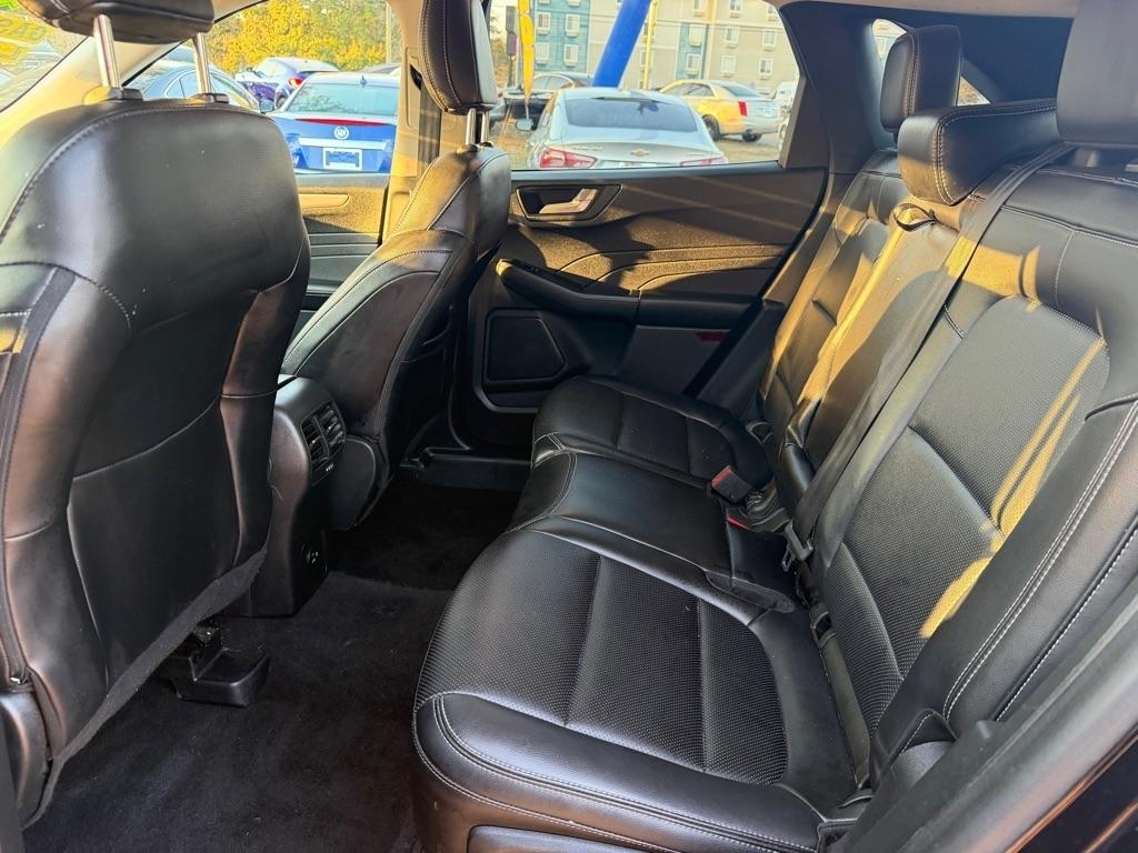 Ford Escape Hybrid SEL 2021