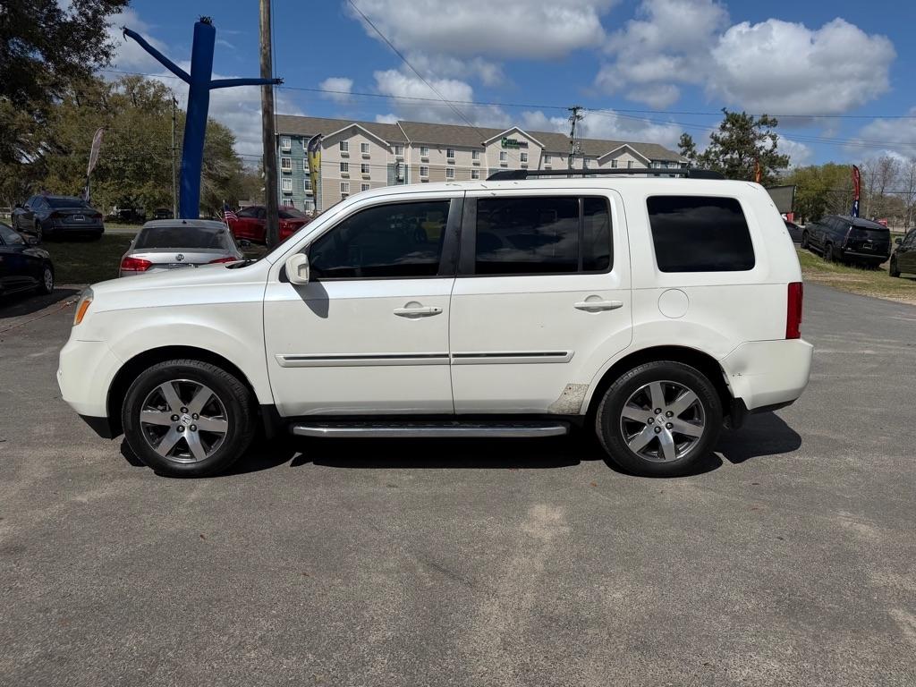 Honda Pilot Touring 4WD 5-Spd AT with DVD 2012