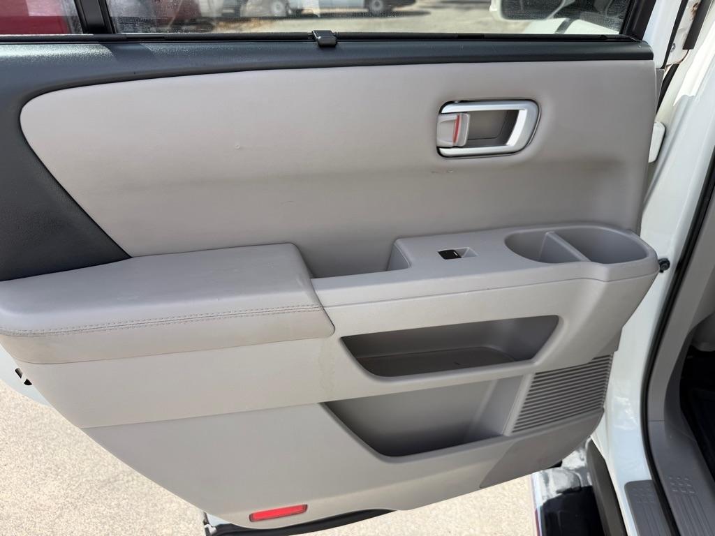 Honda Pilot Touring 4WD 5-Spd AT with DVD 2012