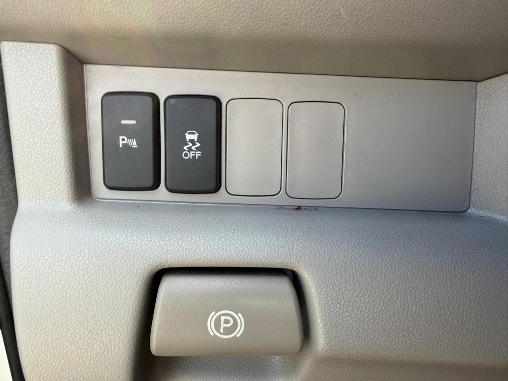 Honda Pilot Touring 4WD 5-Spd AT with DVD 2012