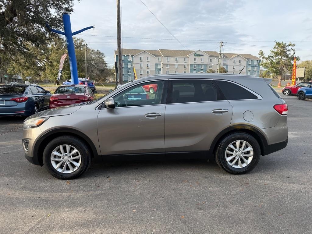 Kia Sorento LX V6 2WD 2017