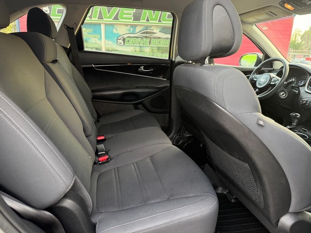 Kia Sorento LX V6 2WD 2017