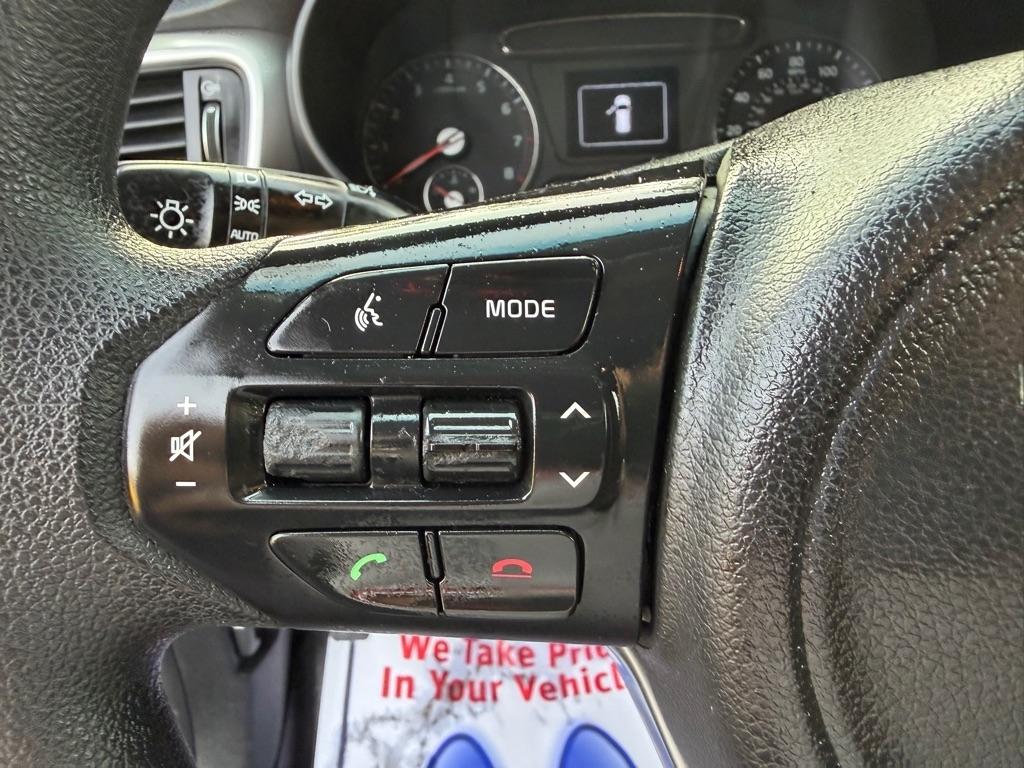 Kia Sorento LX V6 2WD 2017