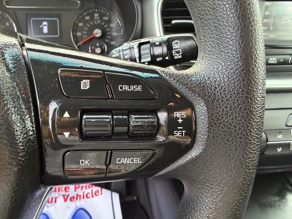 Kia Sorento LX V6 2WD 2017