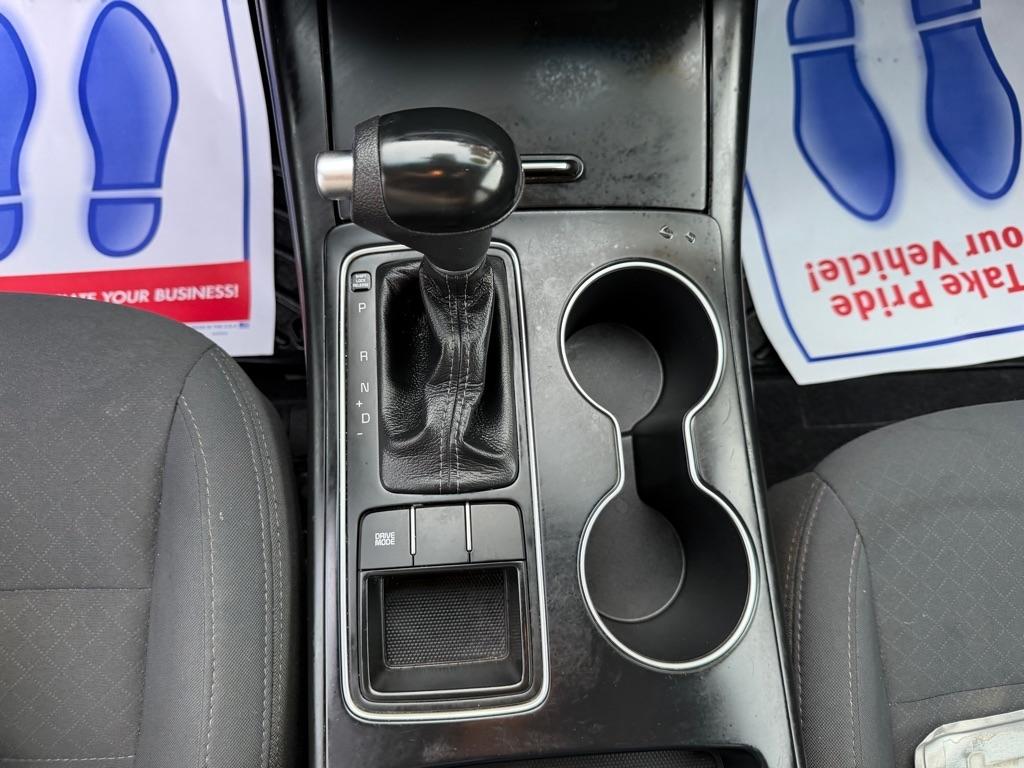 Kia Sorento LX V6 2WD 2017