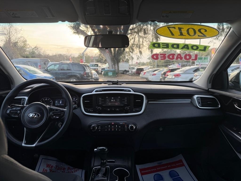 Kia Sorento LX V6 2WD 2017