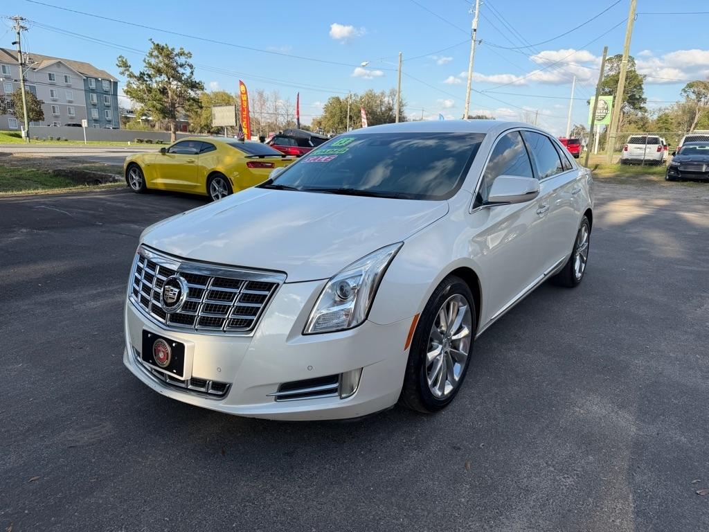 Cadillac XTS Luxury 2013