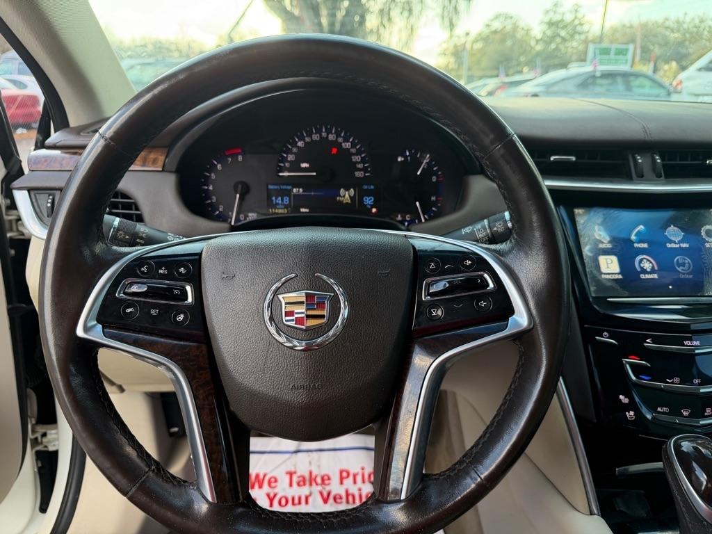 Cadillac XTS Luxury 2013