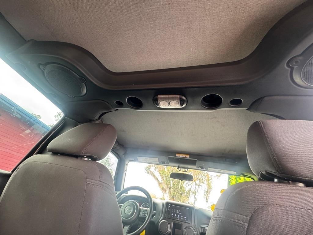 Jeep Wrangler Unlimited Sport 4WD 2013