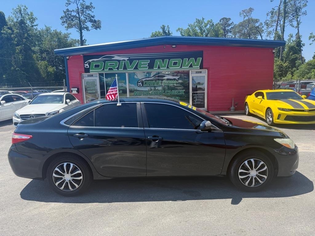 Toyota Camry LE 2015