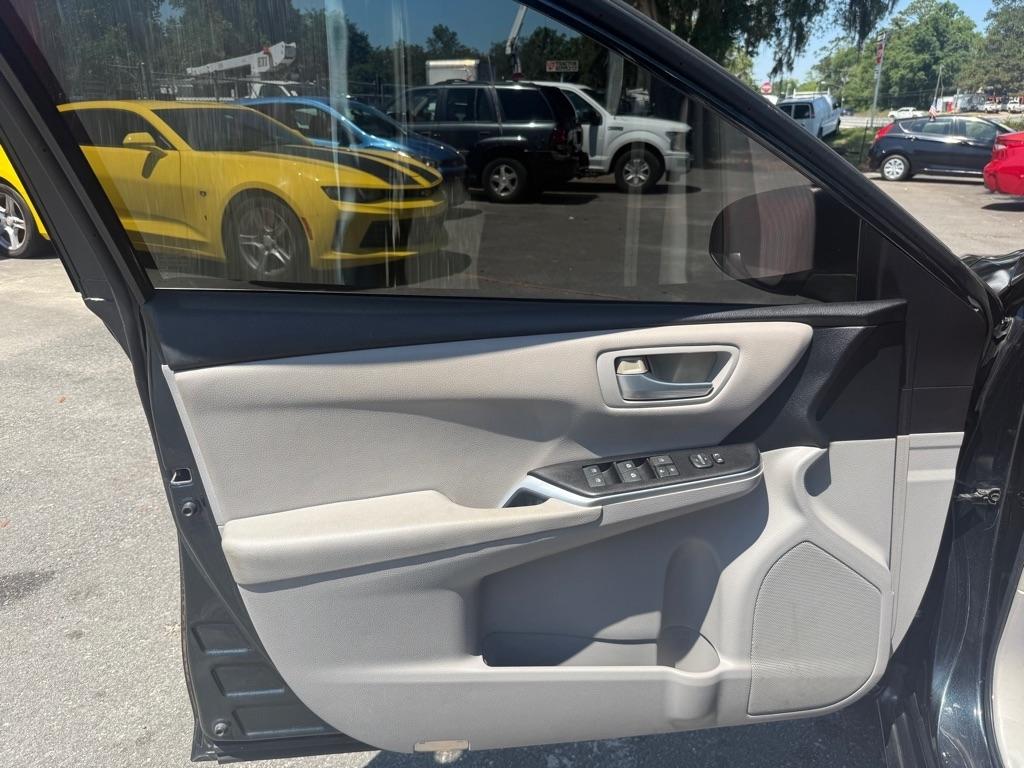 Toyota Camry LE 2015