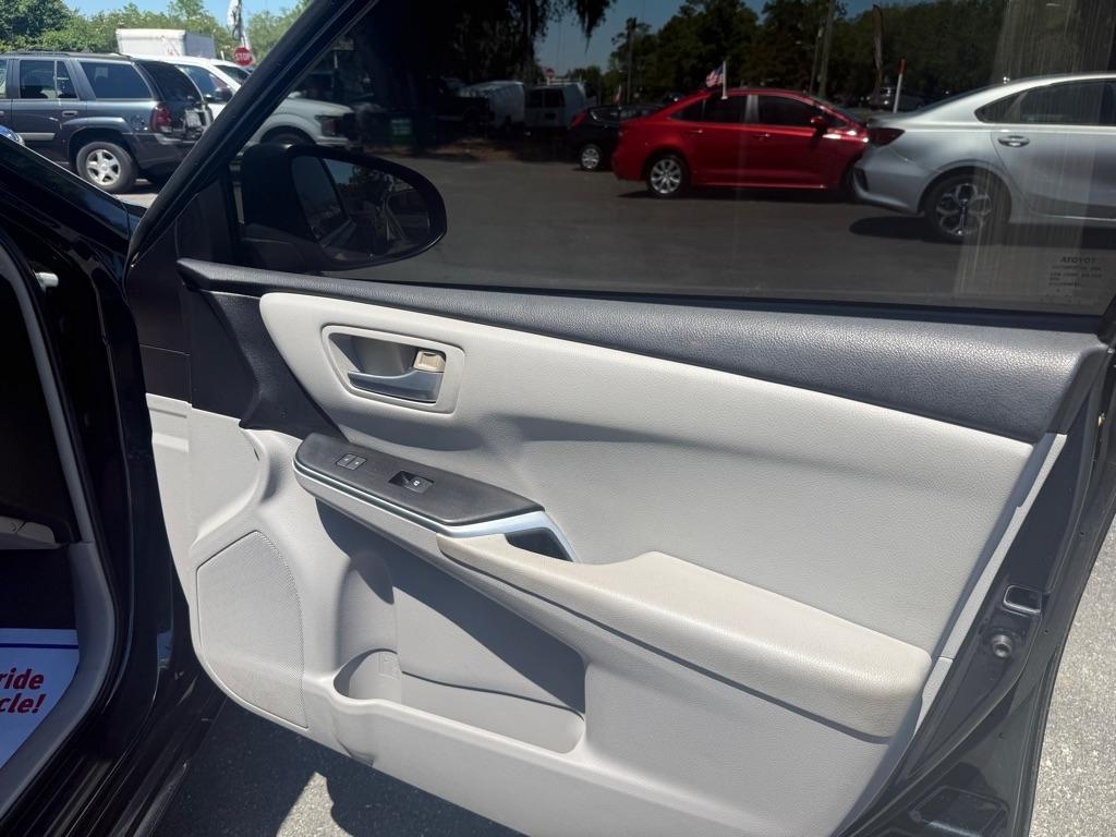 Toyota Camry LE 2015