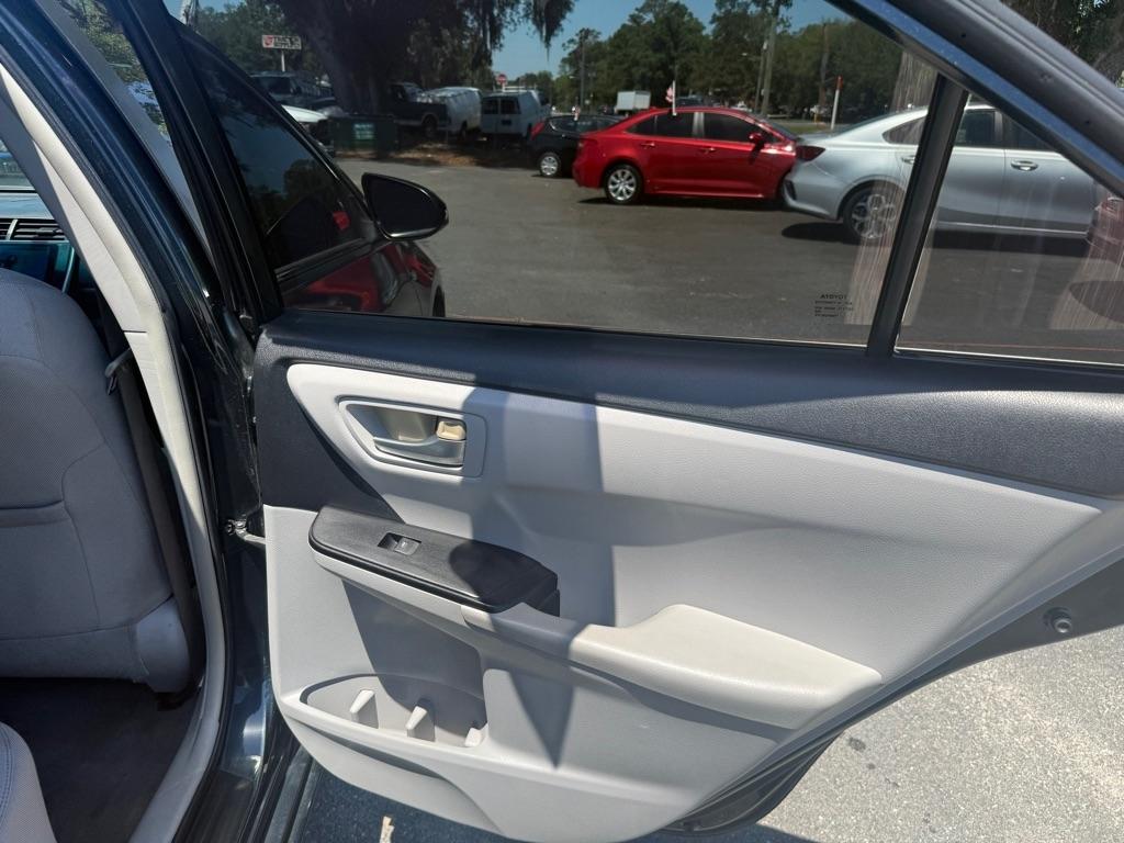 Toyota Camry LE 2015