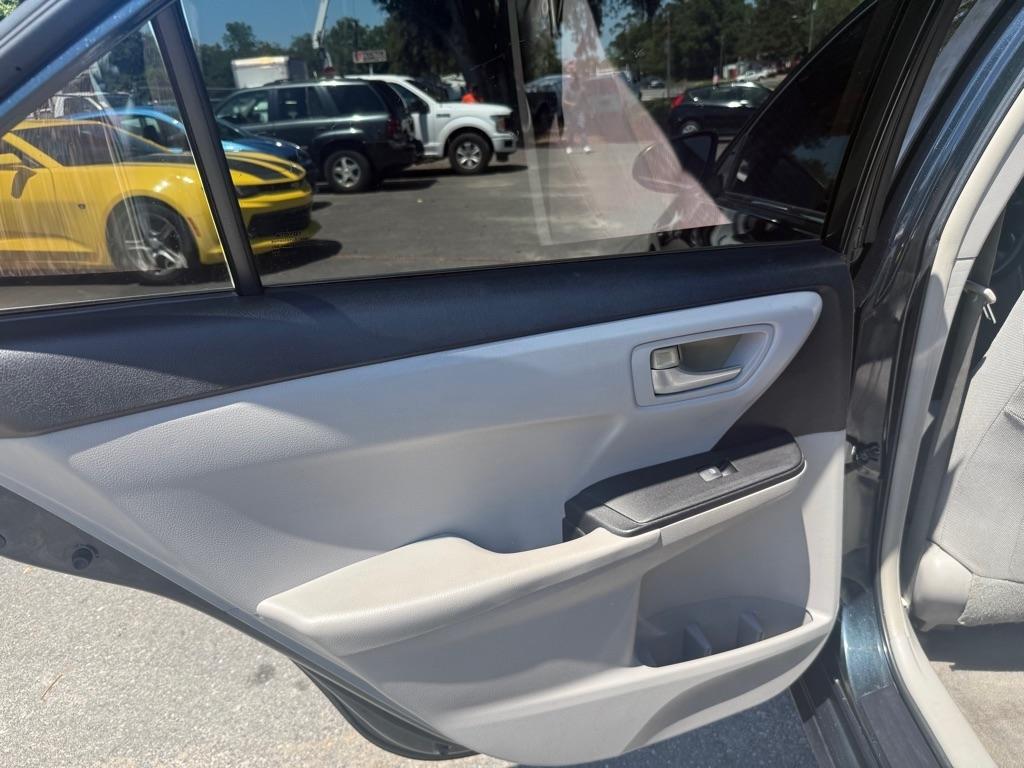 Toyota Camry LE 2015