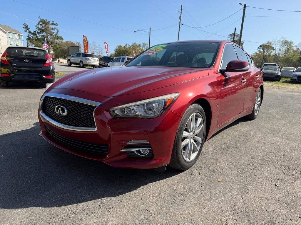 Infiniti Q50 Premium 2014