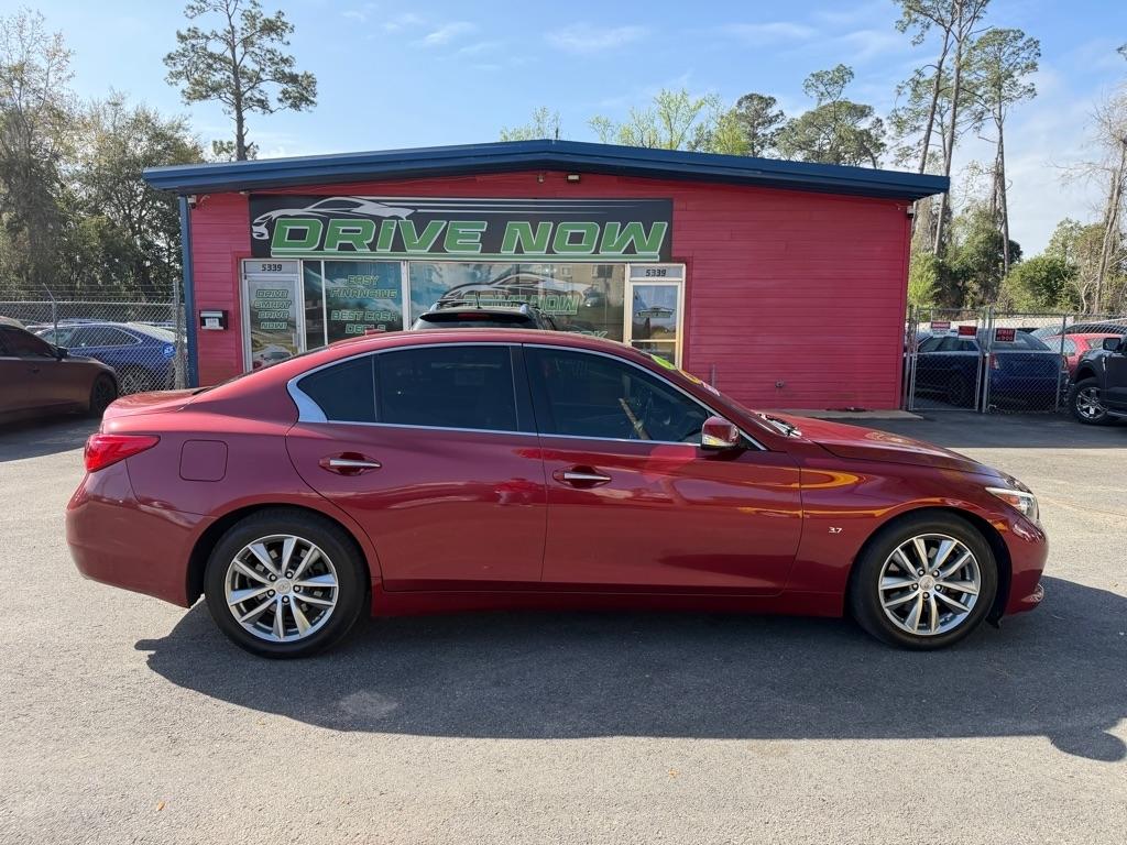 Infiniti Q50 Premium 2014
