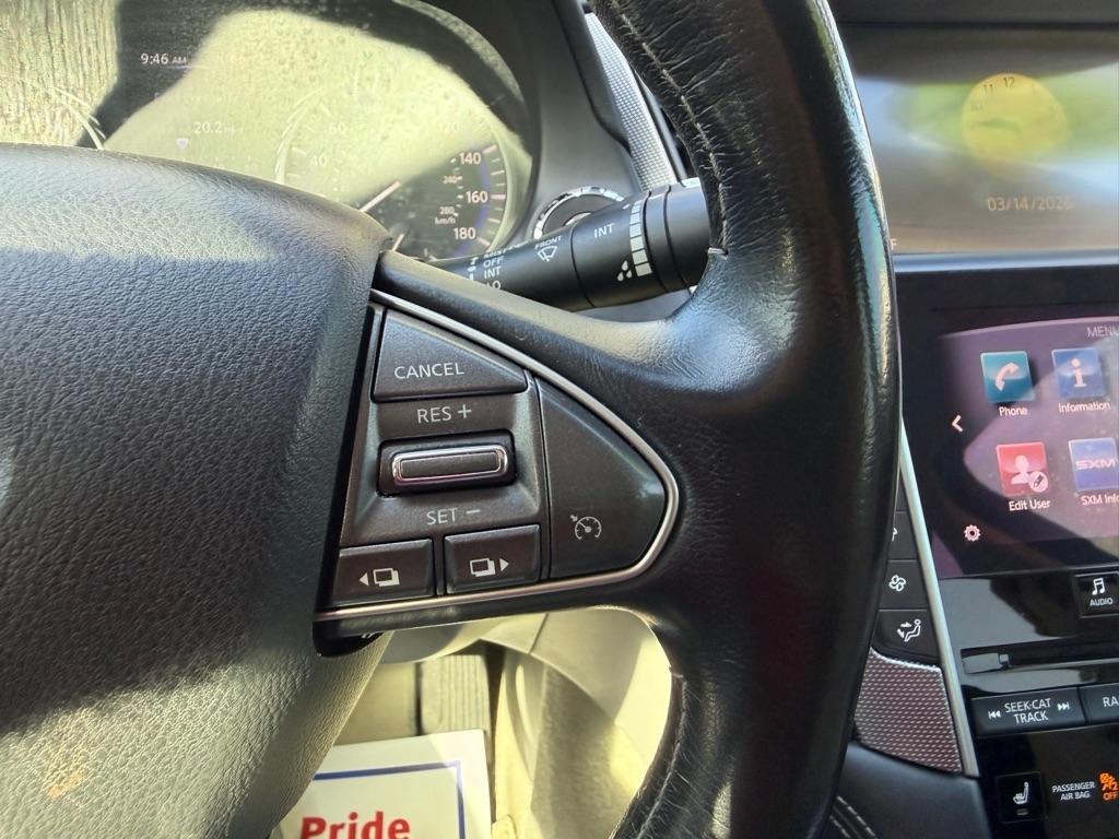 Infiniti Q50 Premium 2014