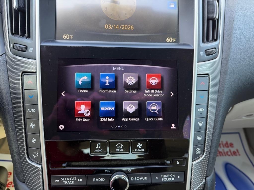 Infiniti Q50 Premium 2014