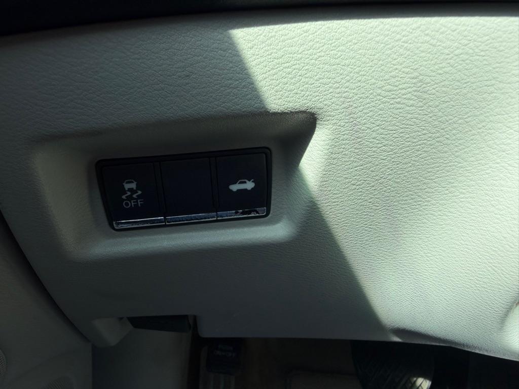 Infiniti Q50 Premium 2014