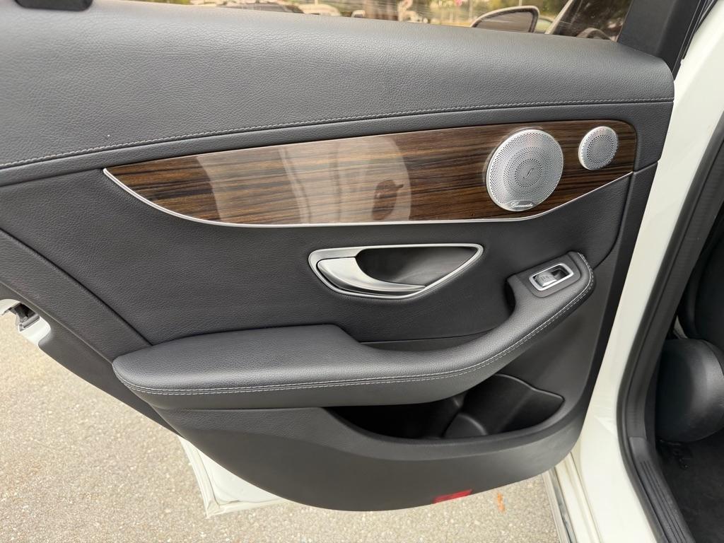 Mercedes-Benz C-Class C300 4MATIC Sedan 2016