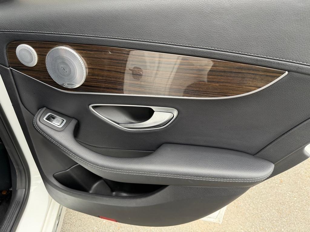 Mercedes-Benz C-Class C300 4MATIC Sedan 2016