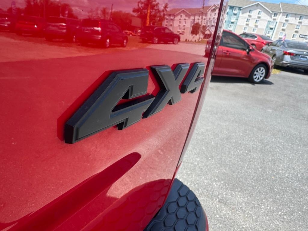 RAM 1500 Sport Crew Cab SWB 4WD 2016