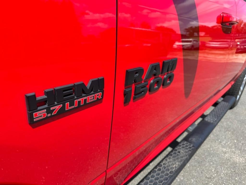 RAM 1500 Sport Crew Cab SWB 4WD 2016