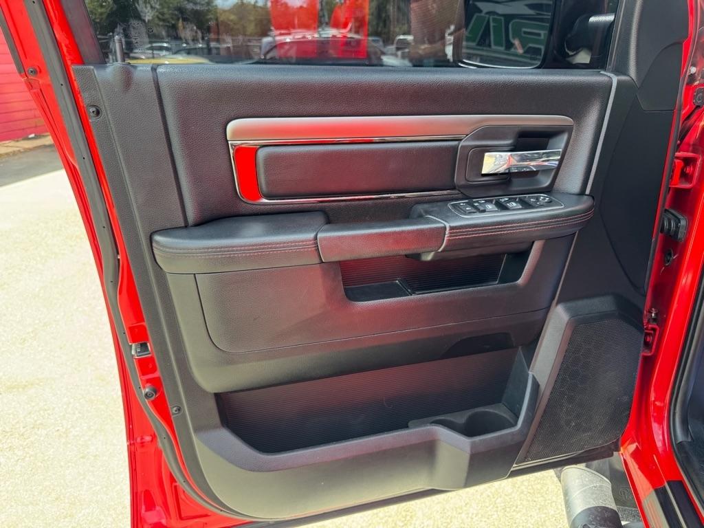 RAM 1500 Sport Crew Cab SWB 4WD 2016