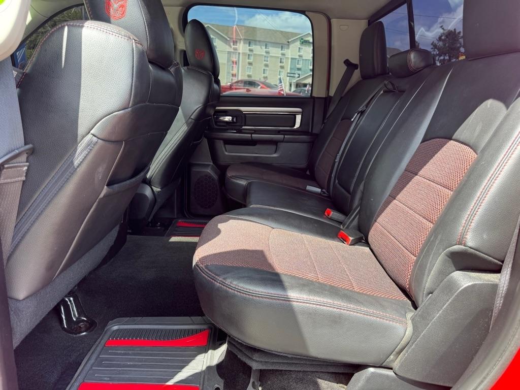 RAM 1500 Sport Crew Cab SWB 4WD 2016