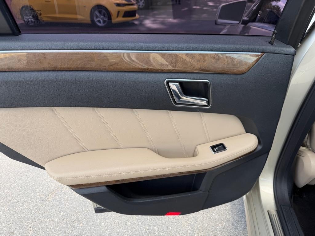 Mercedes-Benz E-Class E350 Sedan 2011