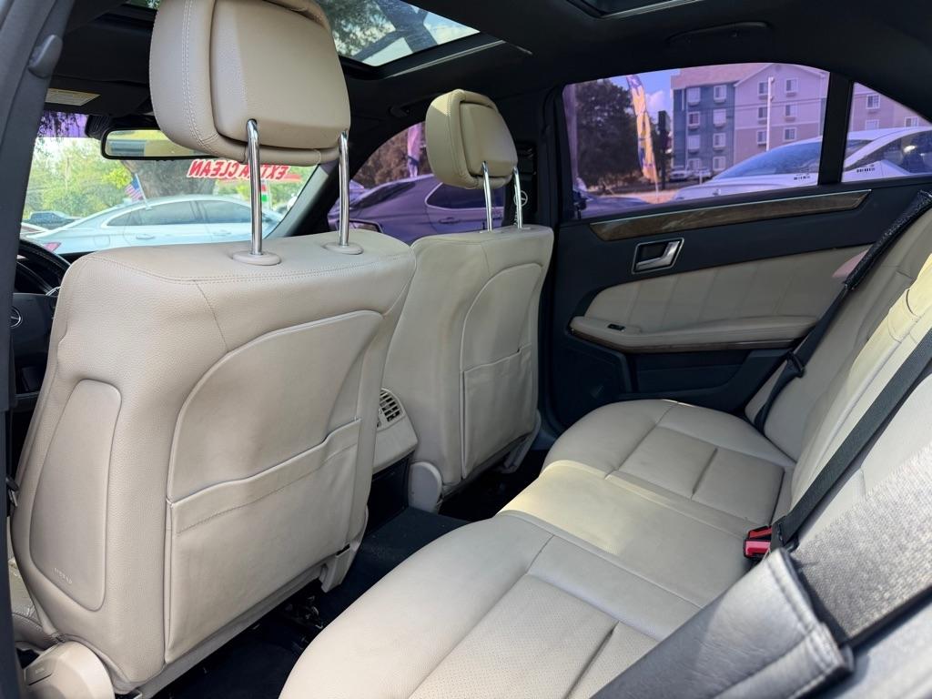 Mercedes-Benz E-Class E350 Sedan 2011