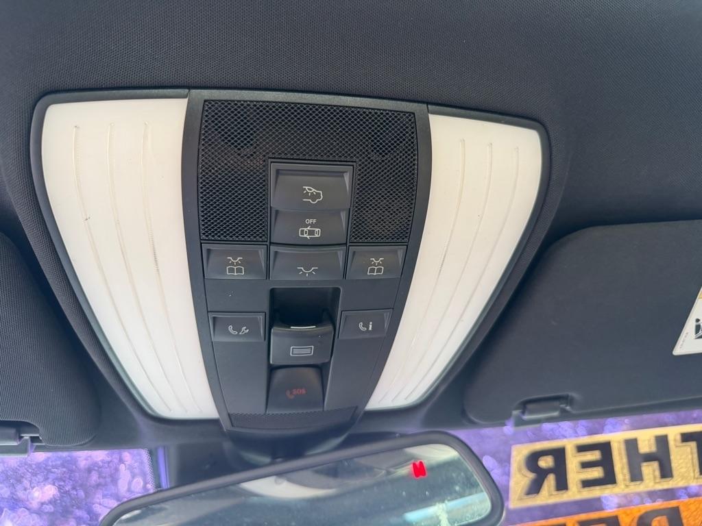 Mercedes-Benz E-Class E350 Sedan 2011