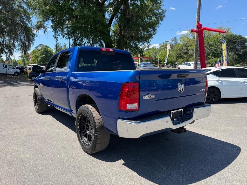 RAM 1500 SLT Crew Cab SWB 4WD 2017