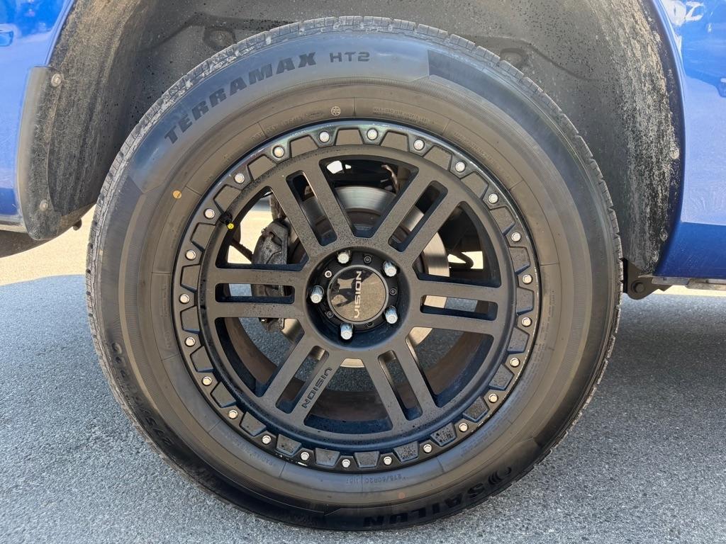 RAM 1500 SLT Crew Cab SWB 4WD 2017