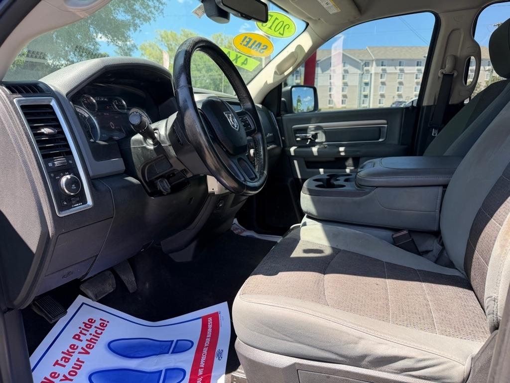 RAM 1500 SLT Crew Cab SWB 4WD 2017