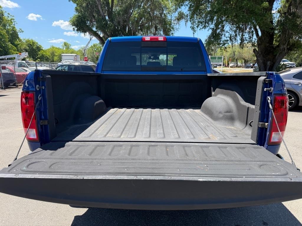 RAM 1500 SLT Crew Cab SWB 4WD 2017