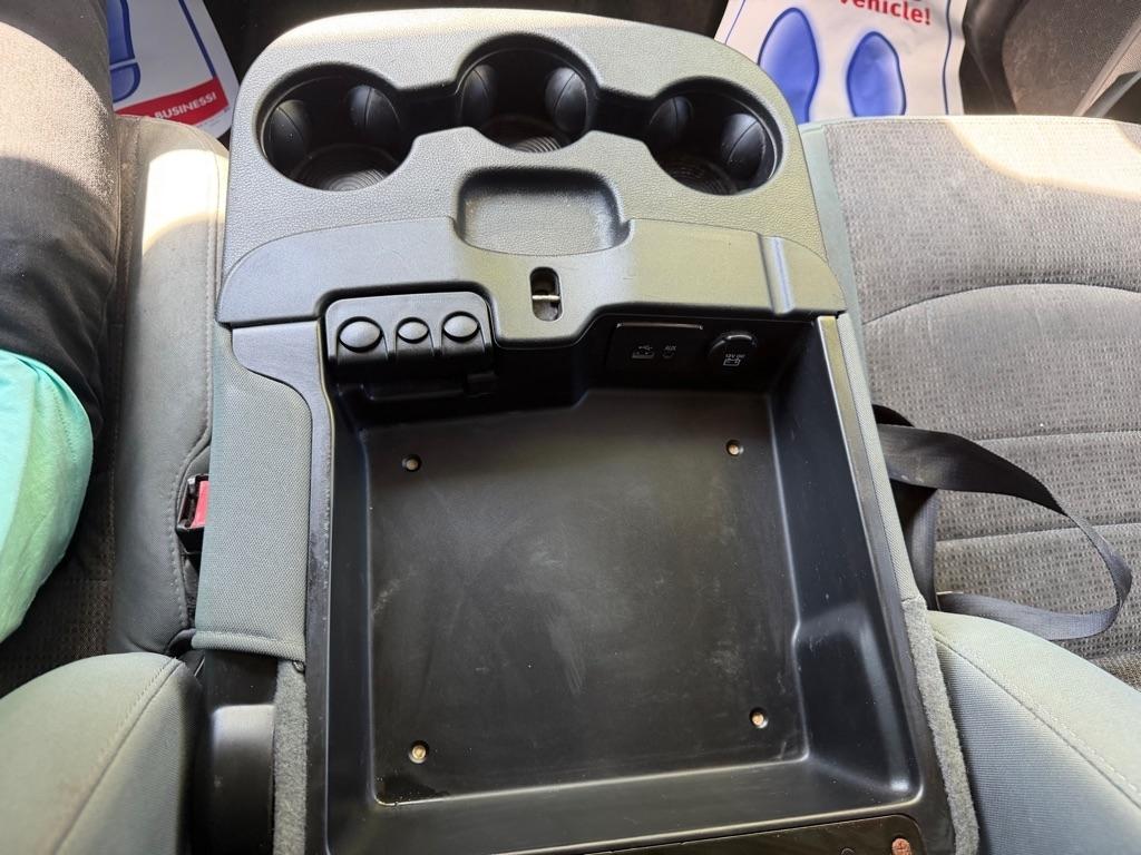 RAM 1500 SLT Crew Cab SWB 4WD 2017