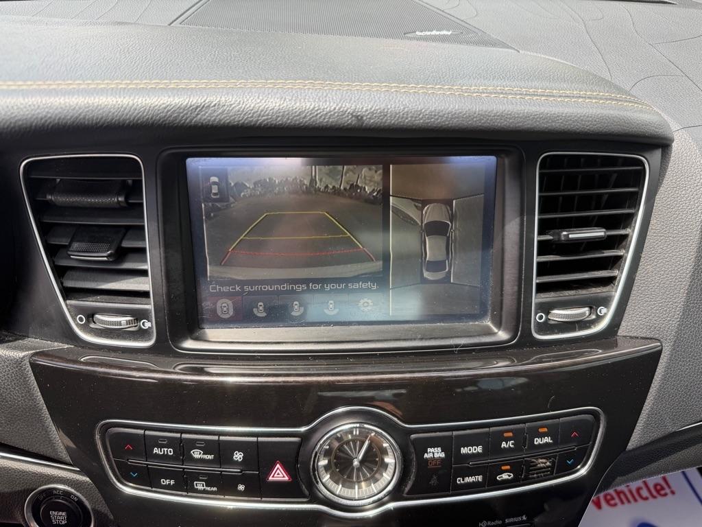 Kia Cadenza Premium 2015