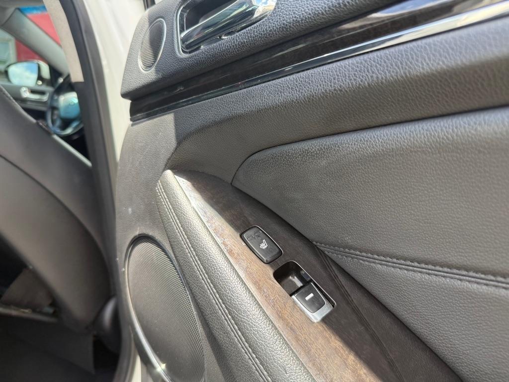 Kia Cadenza Premium 2015