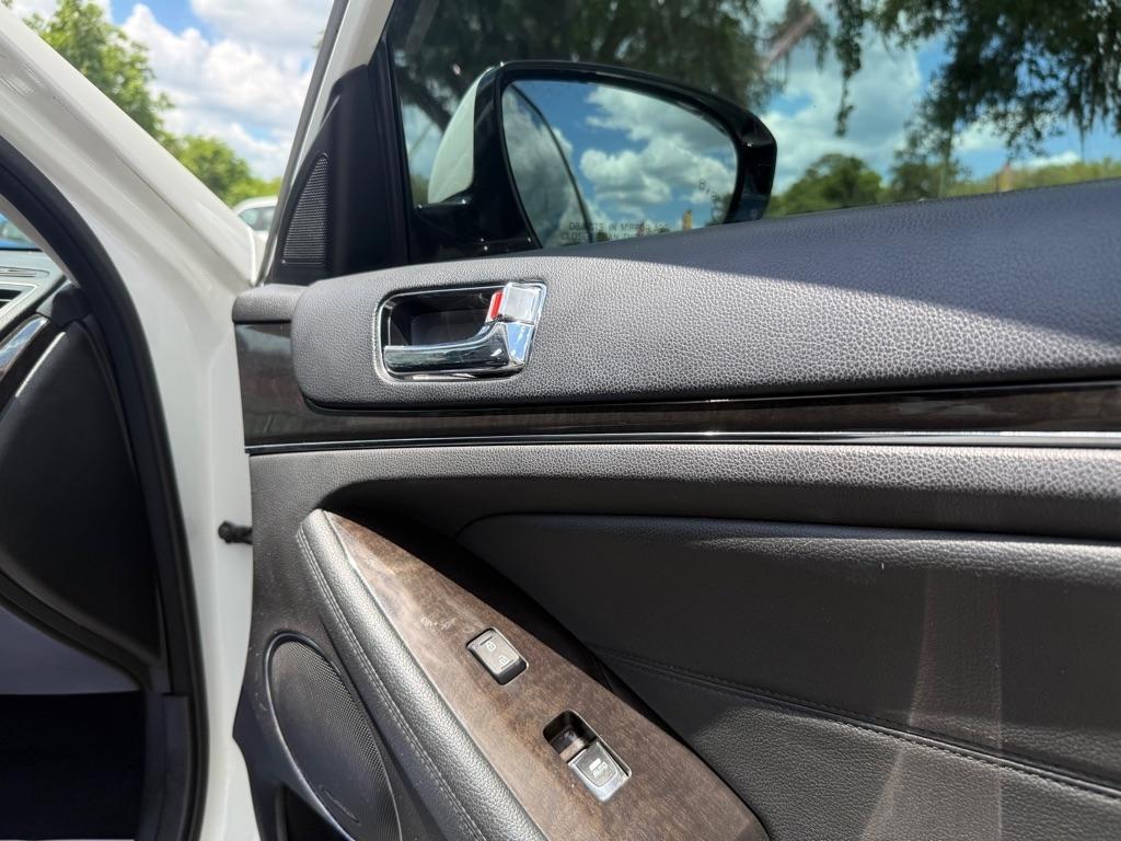 Kia Cadenza Premium 2015