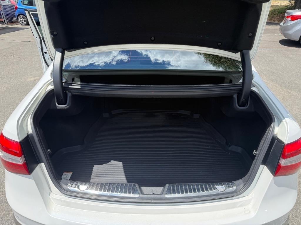 Kia Cadenza Premium 2015