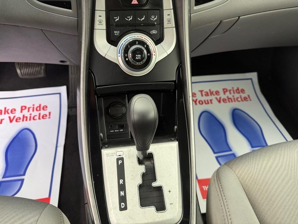 Hyundai Elantra GLS A/T 2011