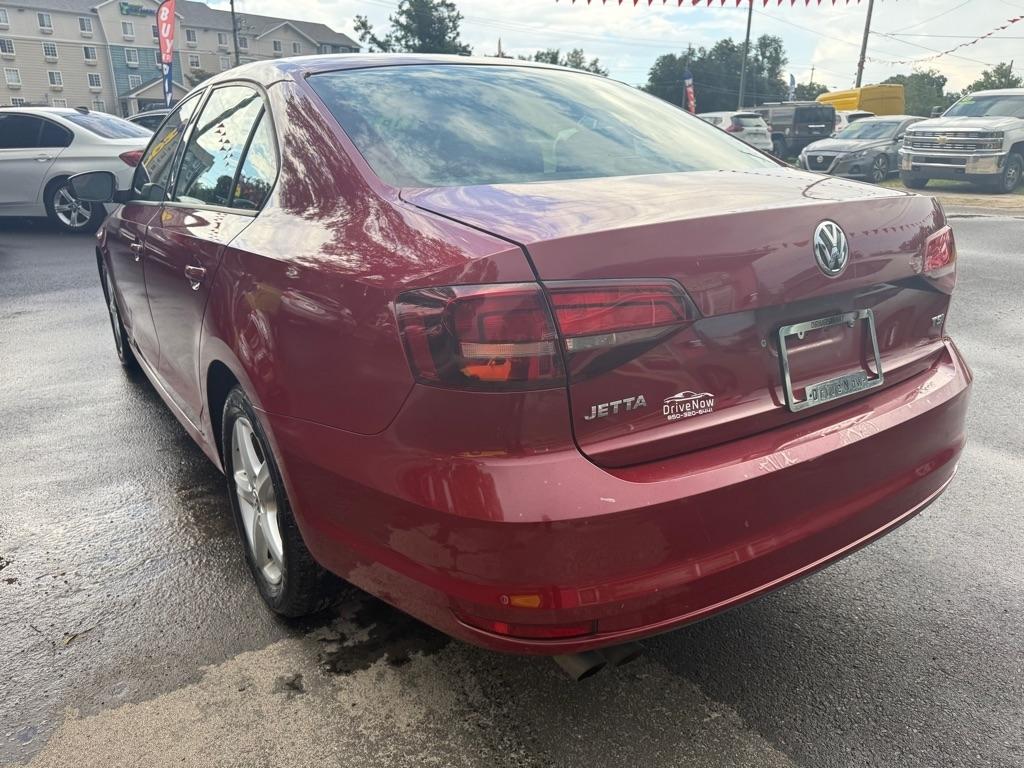Volkswagen Jetta 1.4T S 6A 2016
