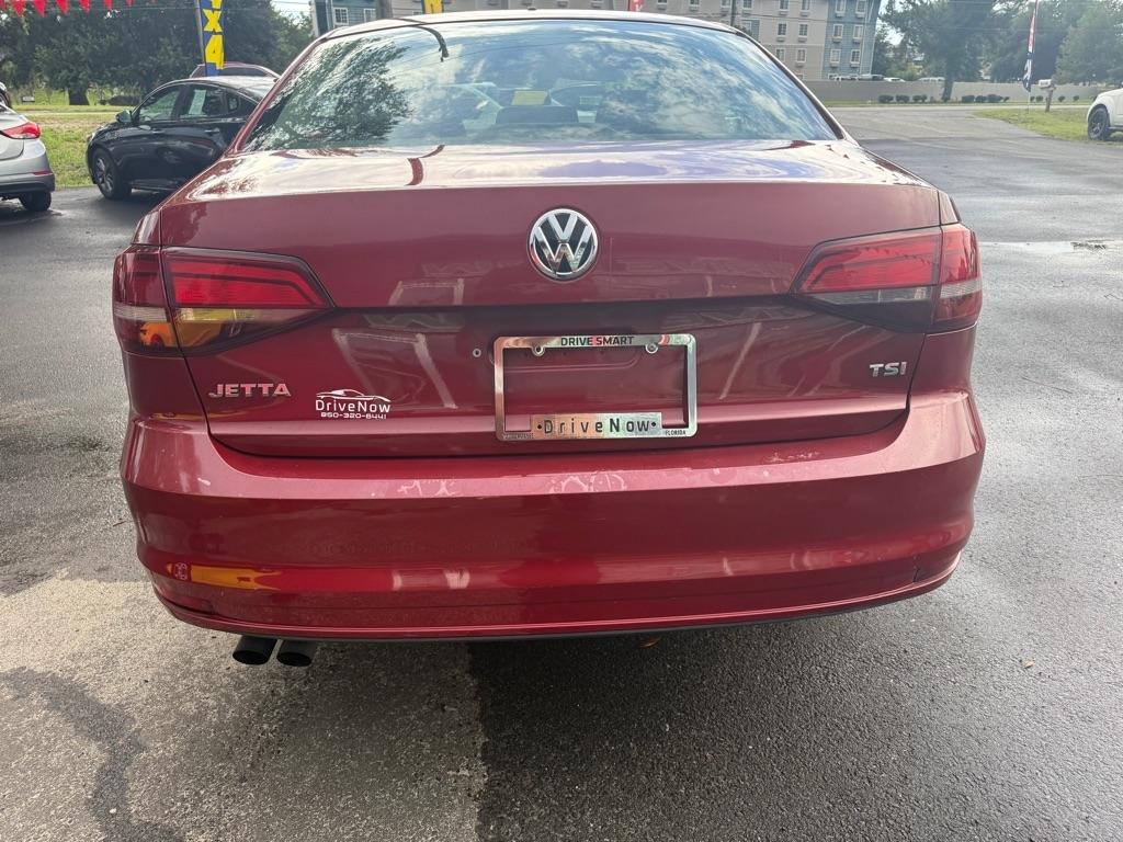 Volkswagen Jetta 1.4T S 6A 2016