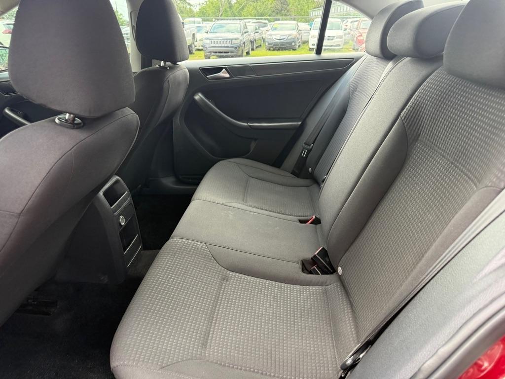 Volkswagen Jetta 1.4T S 6A 2016