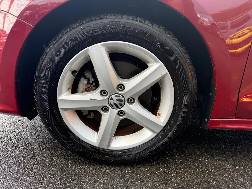 Volkswagen Jetta 1.4T S 6A 2016