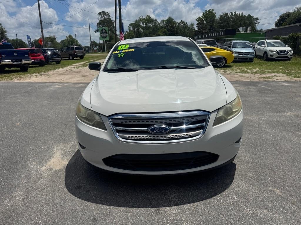 Ford Taurus SE FWD 2012